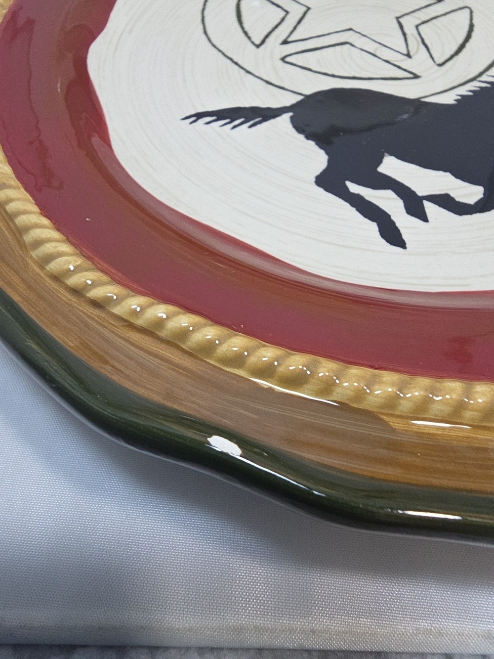 Sonoma Happy Trails Western Cowboy Horse Salad Plates Set of 2 8.75" - Picture 6 of 6